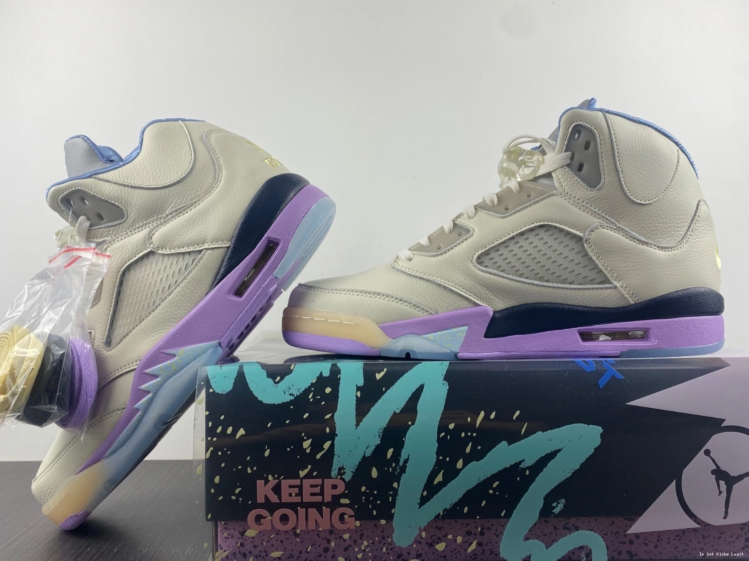 The We 5 Air DJ Best DV4982-175 Khaled Jordan 0330